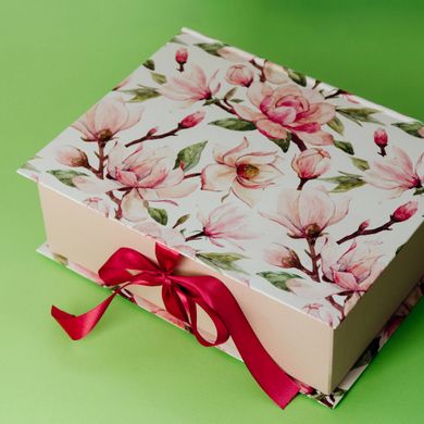 Подарункова коробка з 3Д листівкою «Рожеві квіти»