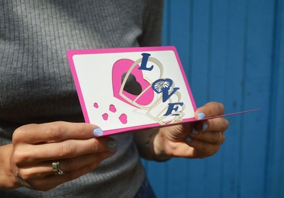 3Д листівка «Love» рожева