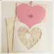 Пригласительная свадебная открытка с розовым сердцем